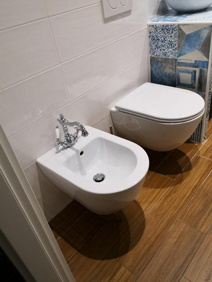 La Porta Rossa Apartment Vado Ligure Luaran gambar