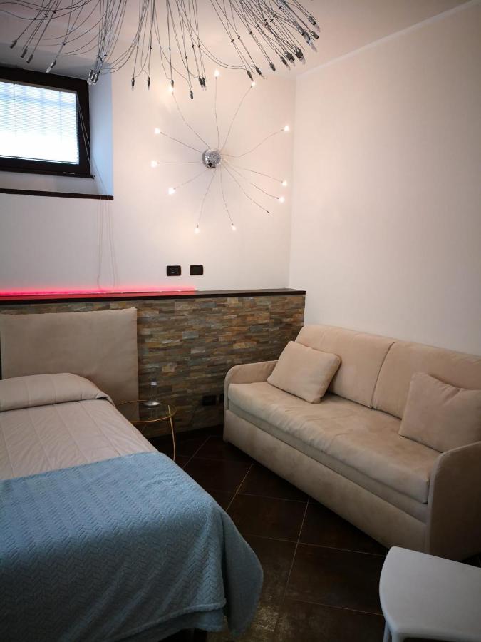 La Porta Rossa Apartment Vado Ligure Luaran gambar